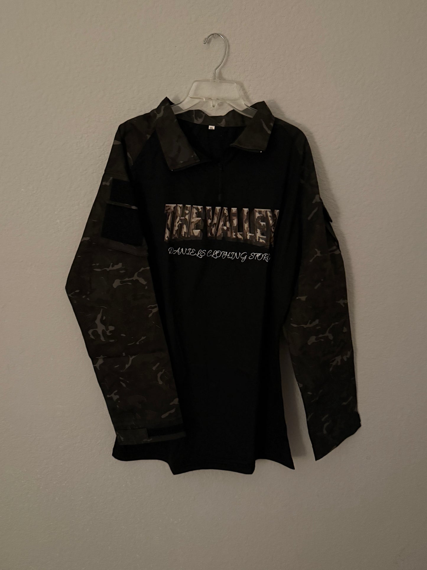 The Valley CAMO Longsleeve